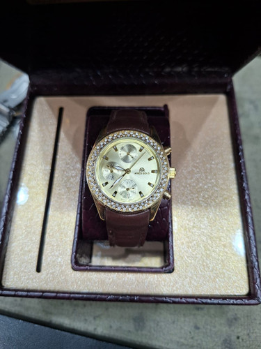 ساعت مچی زنانه اریس گلد چرمی سه موتوره فول تایم دور نگین